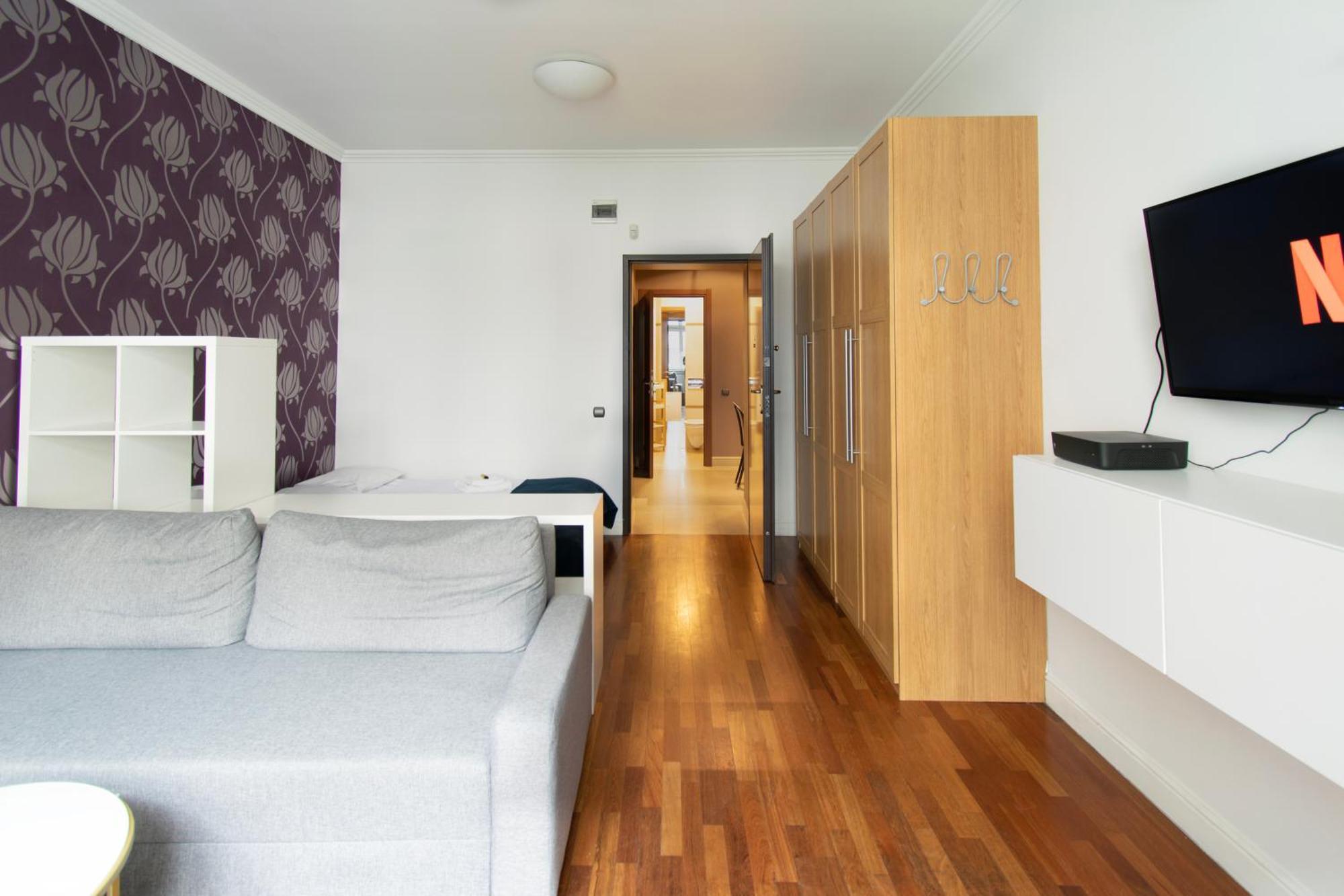 Collosal 6 Bedroom Słowackiego Avenue Apartament