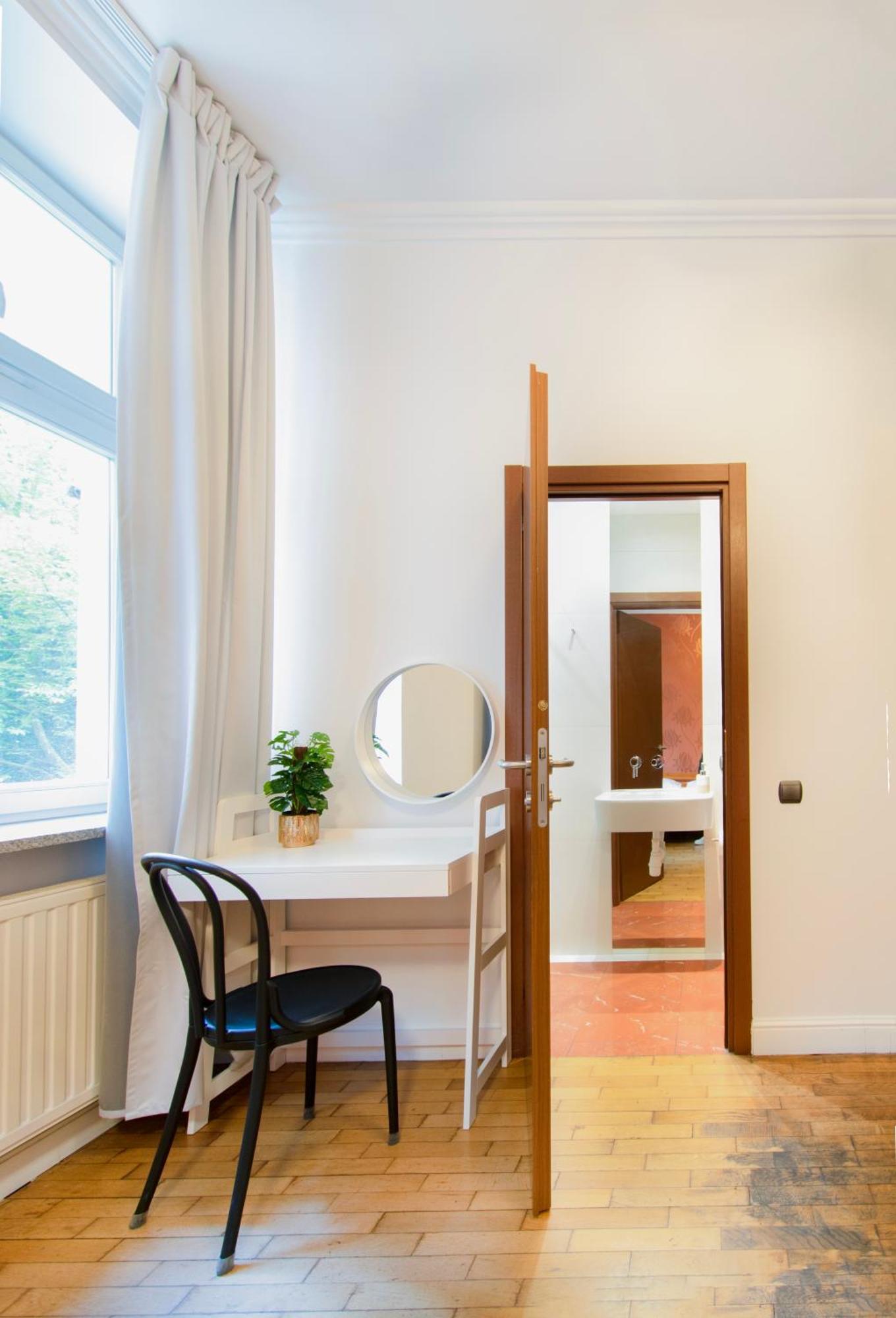 Collosal 6 Bedroom Słowackiego Avenue Apartament *